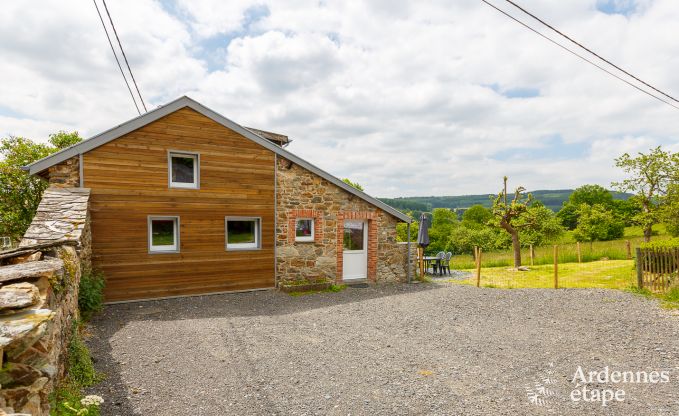 Bevallige cottage voor een rustig verblijf met 4 personen in Trois-Ponts