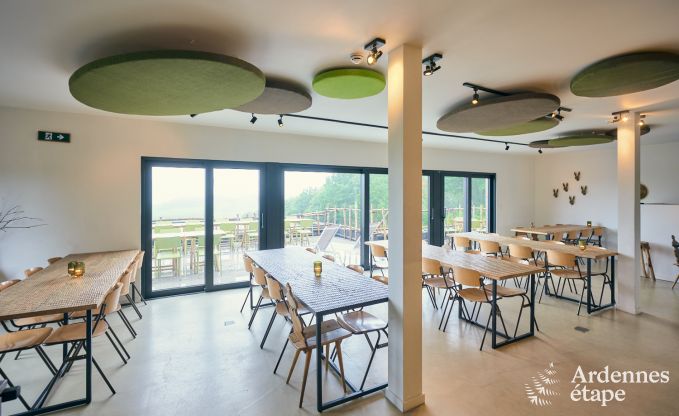 Ruime luxe vakantiewoning met binnenzwembad in Trois-Ponts, Ardennen