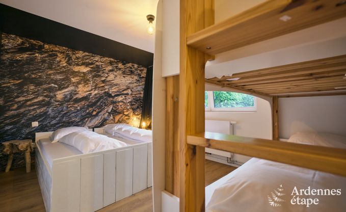 Ruime luxe vakantiewoning met binnenzwembad in Trois-Ponts, Ardennen