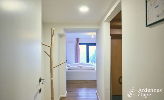 Ruime luxe vakantiewoning met binnenzwembad in Trois-Ponts, Ardennen