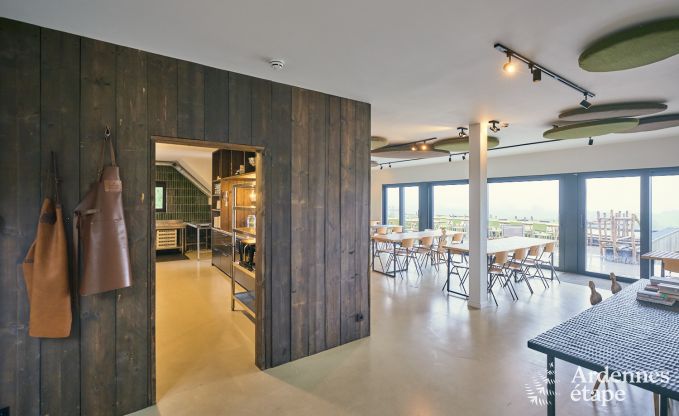 Ruime luxe vakantiewoning met binnenzwembad in Trois-Ponts, Ardennen