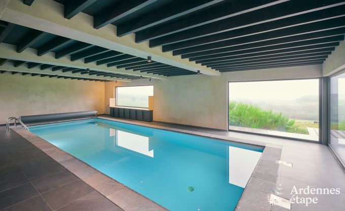 Ruime luxe vakantiewoning met binnenzwembad in Trois-Ponts, Ardennen