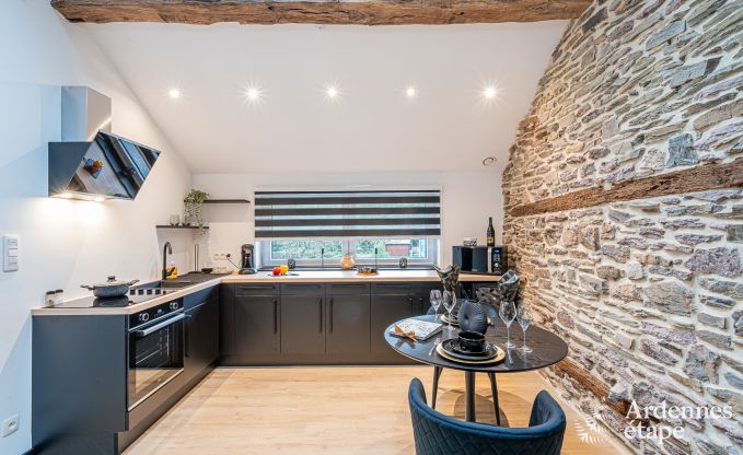 Charmante vakantiesuite met sauna in Trois-Ponts