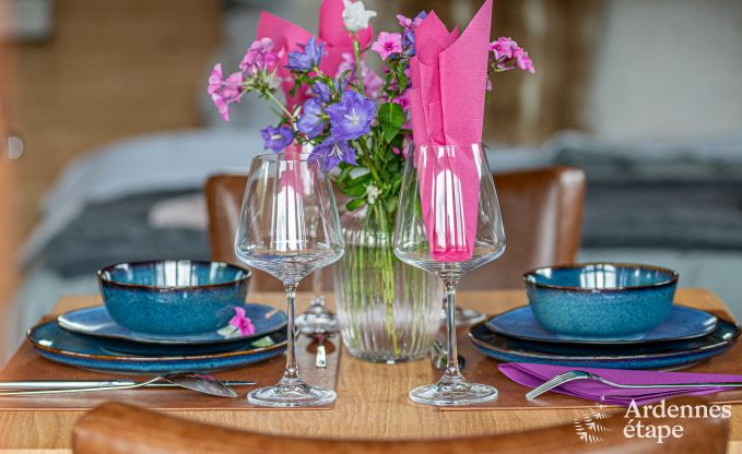 Gezellig vakantiehuis in Trois-Ponts voor 4 personen met sauna, jacuzzi en zwembad dichtbij het bos