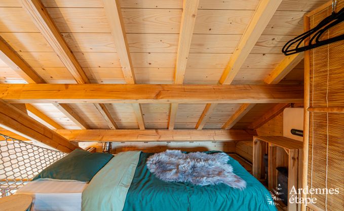 Gezellig vakantiehuis in Trois-Ponts voor 4 personen met sauna, jacuzzi en zwembad dichtbij het bos