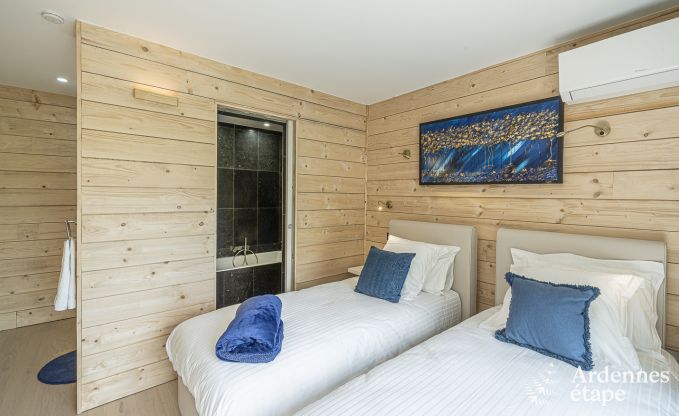 Luxe villa in Vaux-sur-s�re voor 12 personen in de Ardennen