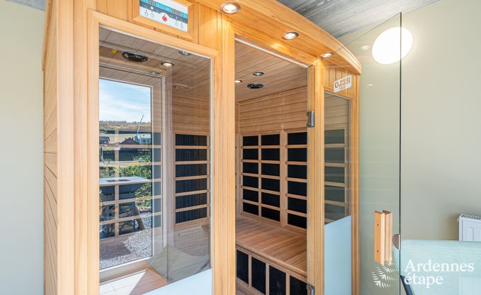 Moderne chalet met sauna in Vencimont voor 10 in de Ardennen