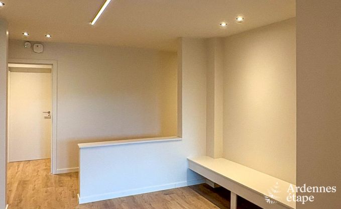 Ruime vakantiewoning in Vencimont voor 13 personen met 6 slaap- en badkamers en privtuin met trampoline en petanque