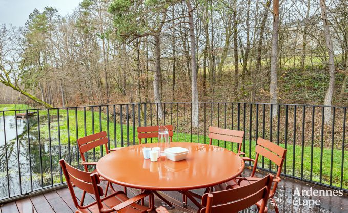 Bijzondere paalwoning als vakantiehuis in Vencimont