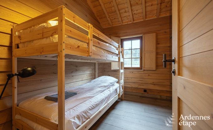 Bijzondere paalwoning als vakantiehuis in Vencimont