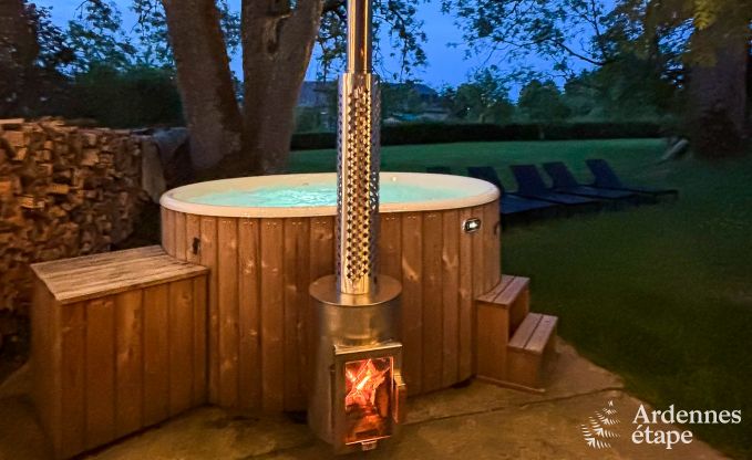 Chalet met hottub, biljart en een prachtig uitzicht in Vencimont voor 6 personen