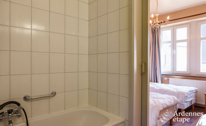 Luxe vakantiehuis te Vielsalm voor 34 personen, met zwembad en sauna