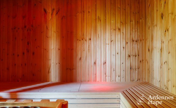 Luxe vakantiehuis te Vielsalm voor 34 personen, met zwembad en sauna