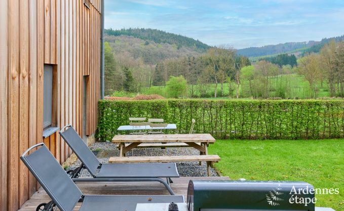gezellige vakantiewoning met 5 slaapkamers, jacuzzi, sauna en priv tuin in Vielsalm Ardennen