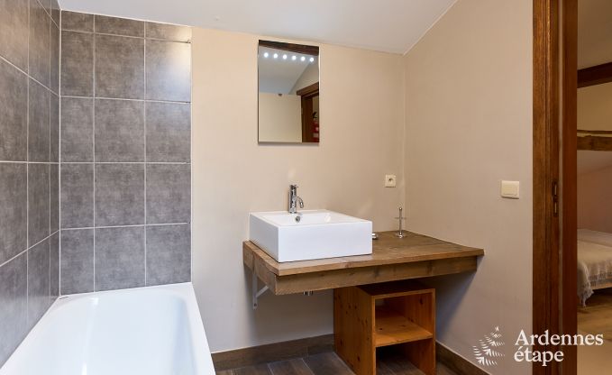 gezellige vakantiewoning met 5 slaapkamers, jacuzzi, sauna en priv tuin in Vielsalm Ardennen