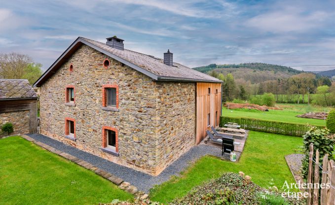 gezellige vakantiewoning met 5 slaapkamers, jacuzzi, sauna en priv tuin in Vielsalm Ardennen