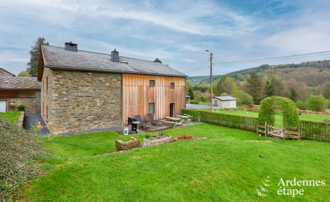 gezellige vakantiewoning met 5 slaapkamers, jacuzzi, sauna en priv tuin in Vielsalm Ardennen