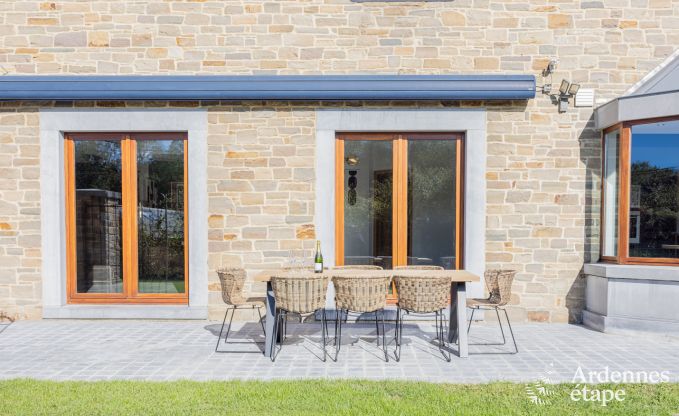 Charmante vakantiewoning in Villers-Le-Temple voor 9 personen met comfort, priv�tuin en dichtbij Hoei