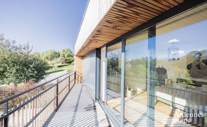 Charmante vakantiewoning in Villers-Le-Temple voor 9 personen met comfort, priv�tuin en dichtbij Hoei