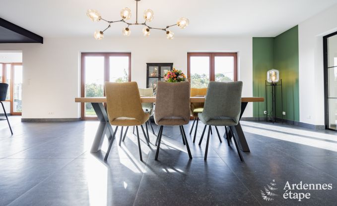 Charmante vakantiewoning in Villers-Le-Temple voor 9 personen met comfort, priv�tuin en dichtbij Hoei