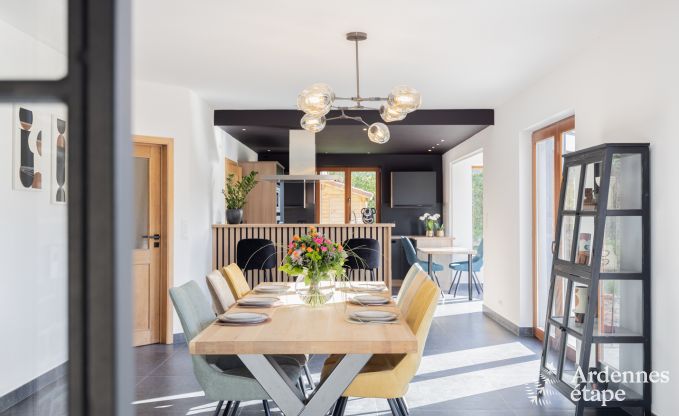 Charmante vakantiewoning in Villers-Le-Temple voor 9 personen met comfort, priv�tuin en dichtbij Hoei