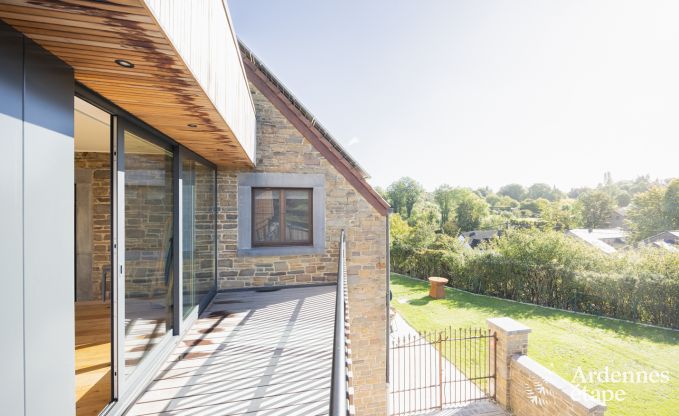 Charmante vakantiewoning in Villers-Le-Temple voor 9 personen met comfort, priv�tuin en dichtbij Hoei