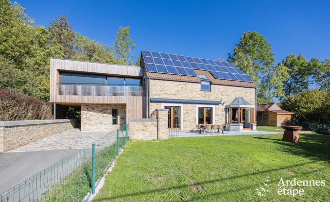 Charmante vakantiewoning in Villers-Le-Temple voor 9 personen met comfort, priv�tuin en dichtbij Hoei