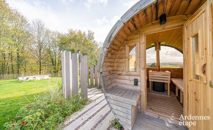 Onvergetelijk verblijf in Villers-en-Fagne: Vakantiehuis met sauna, jacuzzi en adembenemend uitzicht in de Ardennen.