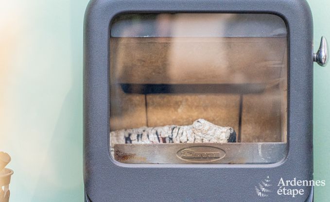 Onvergetelijk verblijf in Villers-en-Fagne: Vakantiehuis met sauna, jacuzzi, overdekt buitenzwembad en adembenemend uitzicht in de Ardennen.