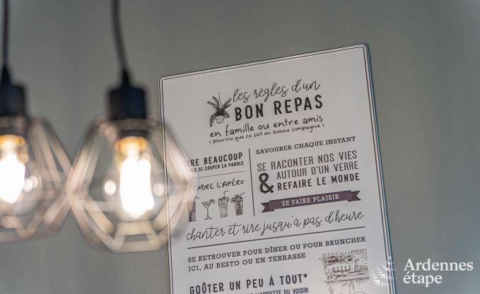 Onvergetelijk verblijf in Villers-en-Fagne: Vakantiehuis met sauna, jacuzzi, overdekt buitenzwembad en adembenemend uitzicht in de Ardennen.