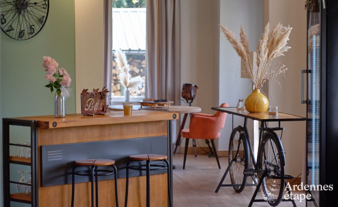 Comfortabele vakantiewoning voor 10 personen in Villers-en-Fagne met overdekt buitenzwembad en jacuzzi