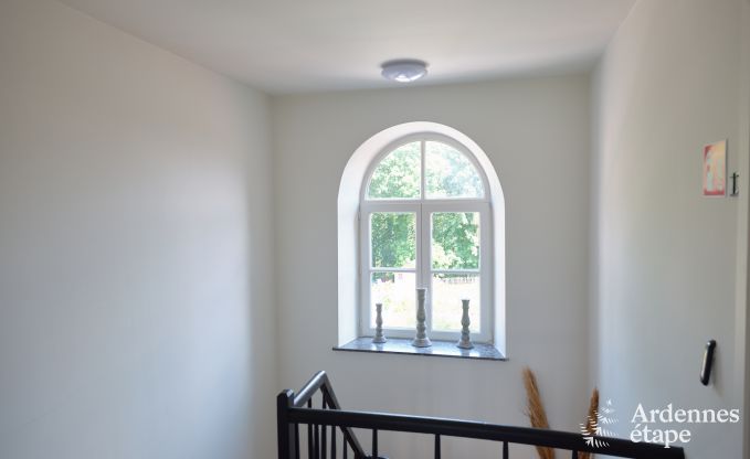 Comfortabele vakantiewoning voor 10 personen in Villers-en-Fagne met overdekt buitenzwembad en jacuzzi