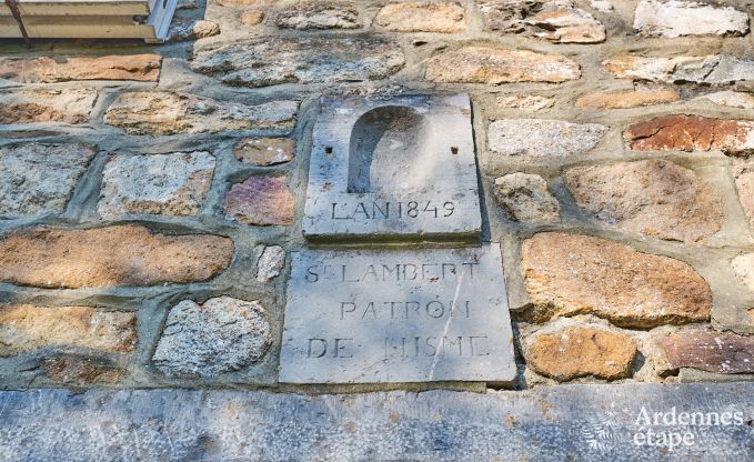 Charmante cottage voor 8 personen in Viroinval: sauna, kachel, bos dichtbij