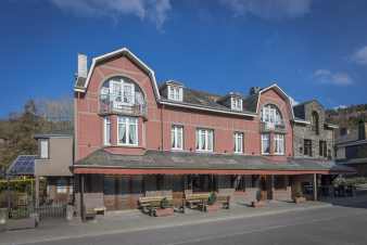 Groot vakantiehuis voor 22 personen in de Ardennen (Vresse-sur-Semois)