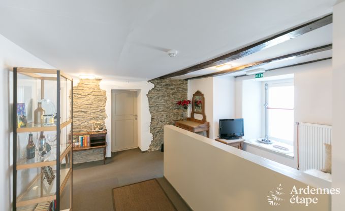Vakantiehuis in Bi�vre voor 21 personen in de Ardennen