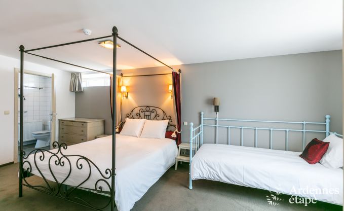 Vakantiehuis in Bi�vre voor 21 personen in de Ardennen