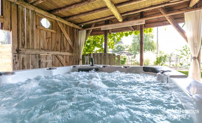 Vakantiehuis in Bi�vre voor 21 personen in de Ardennen