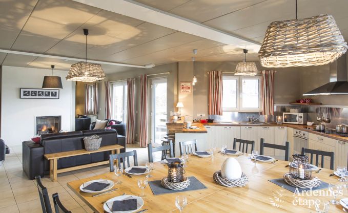 Ruime vakantiewoning met priv�tuin in Waimes voor 15 personen