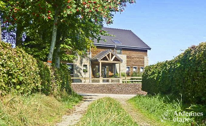 Ruime vakantiewoning met priv�tuin in Waimes voor 15 personen