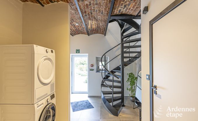 Vakantiehuis in Walcourt, Ardennen, 6 personen, 3 slaapkamers, buitenzwembad, gemeenschappelijke tuin, moderne voorzieningen