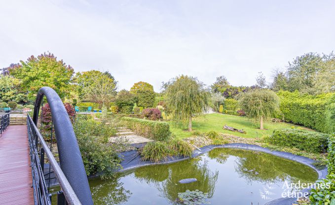 Vakantiehuis in Walcourt, Ardennen, 6 personen, 3 slaapkamers, buitenzwembad, gemeenschappelijke tuin, moderne voorzieningen