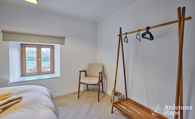 Charmante dorpswoning voor 10 personen in Yvoir: hottub, open haard, grote priv�tuin